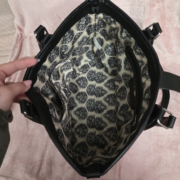 Ed Hardy Bag Set - Picture 5 of 5